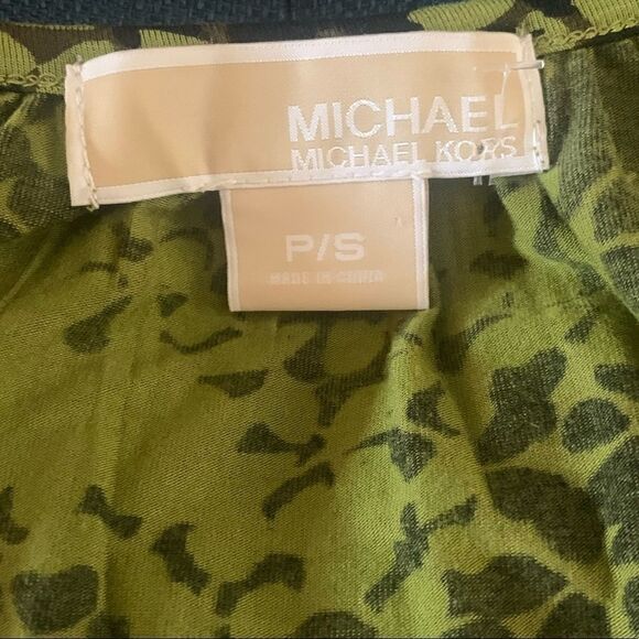 🎄Michael Kors Floral Long Sleeve Top - Picture 4 of 7